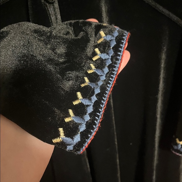 The pyramid collection - black velvet cape 90’s - Picture 4 of 10